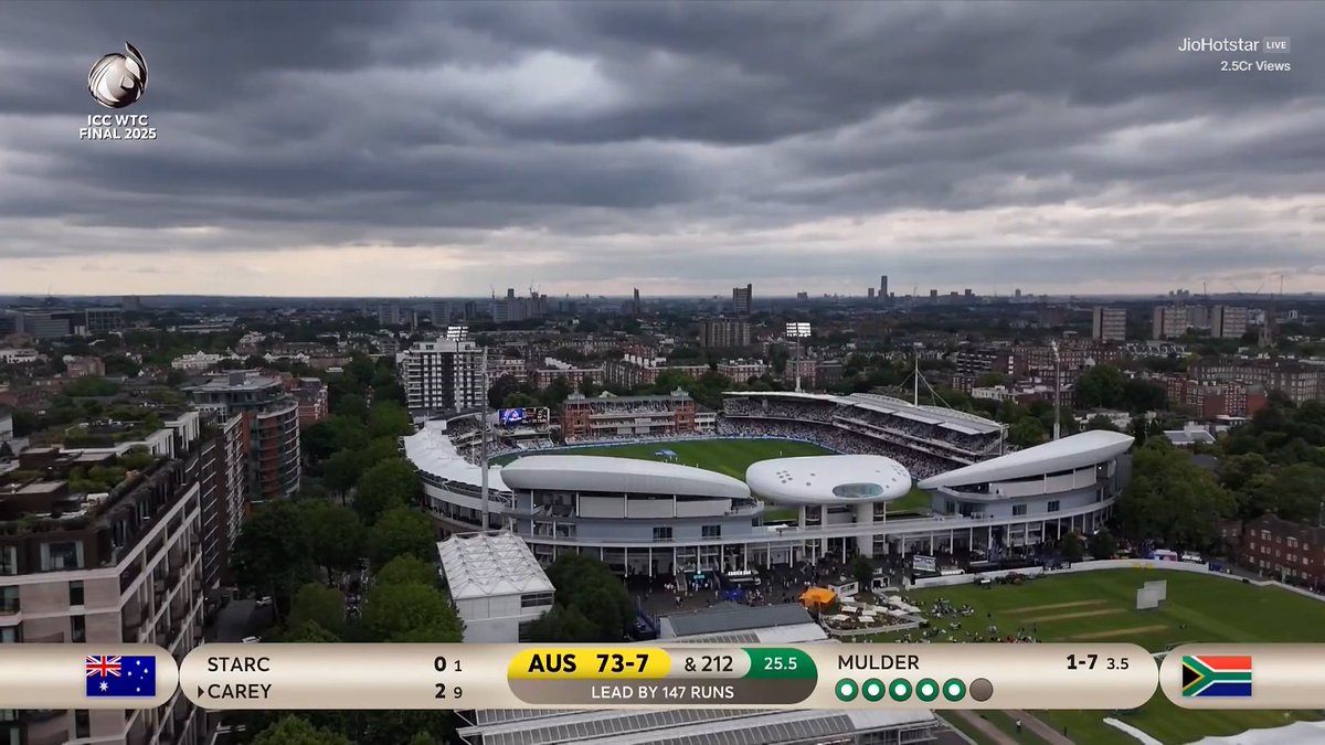 badshah_16's tweet photo. What A Stadium. 
#WtcFinal2025 https://t.co/VtFDtJ19Eb