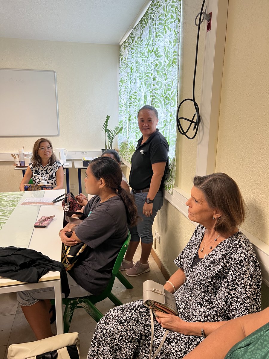 👉 Dans le cadre de l'atelier de préparation à l’emploi « Job Academy », l'équipe de l'Association Face Polynésie - Fare Arata'i - a invité la Fondation du SMA à une simulation d'entretien le mardi 3 juin 2025 à l'office des sports de Pirae.