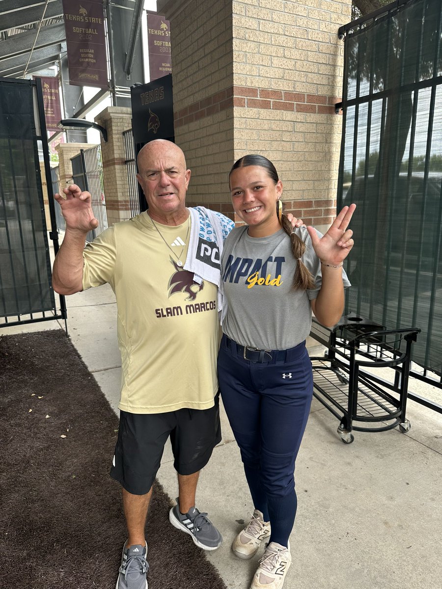 Emily Gonzalez tweet media