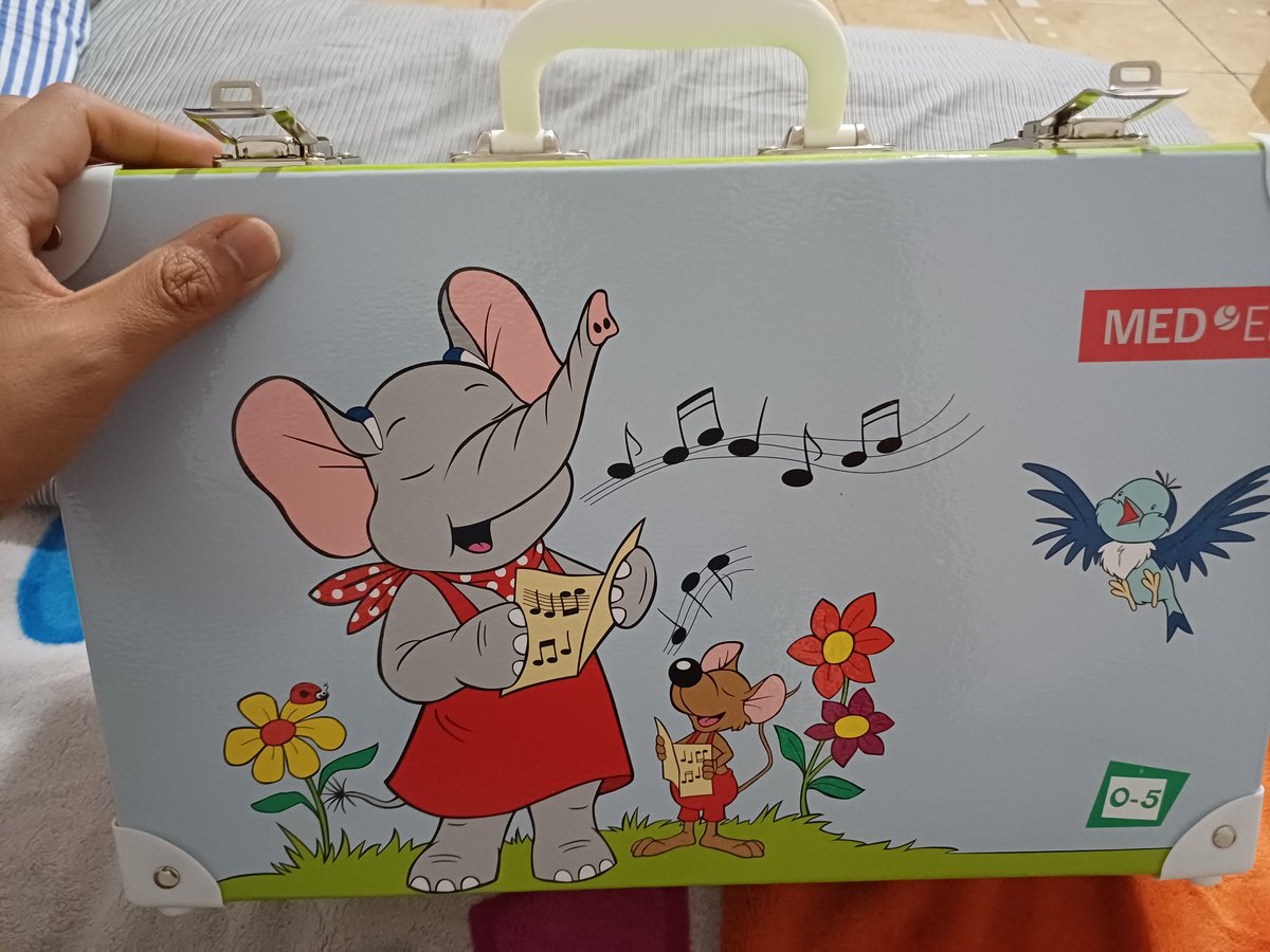 El maletín más útil de la vida para que los niños se dejen revisar jajaajaj👌👌🙂‍↔️🙂‍↔️