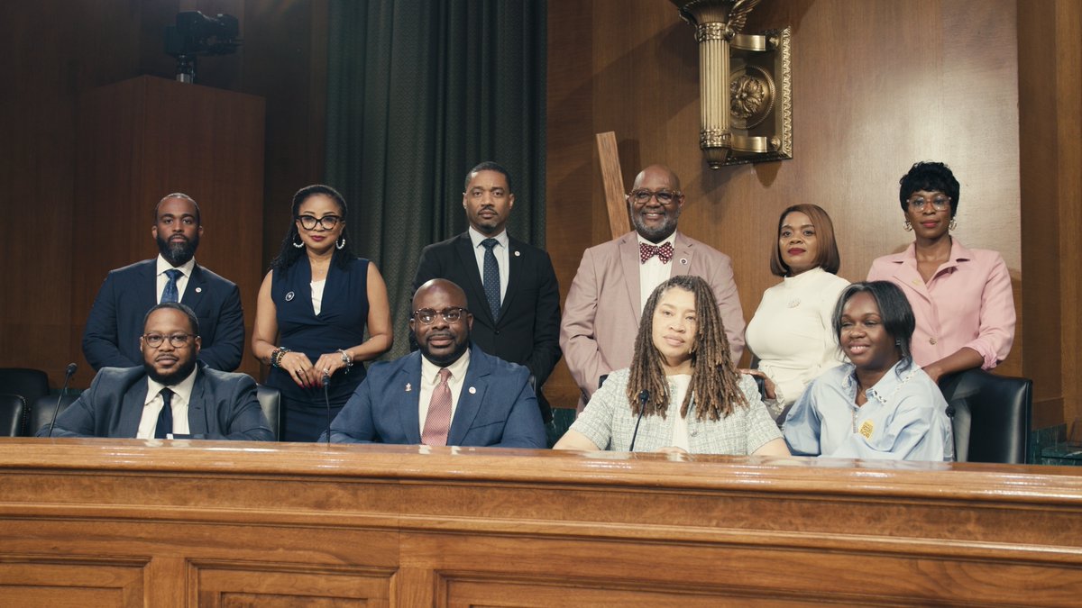 BLK_MindsMatter's tweet image. Our McLeod Society Fellows joined leaders in D.C. for a national briefing on school choice. We’re proud to support more options for Black students. 🎓

#BlackMindsMatter #SchoolChoice