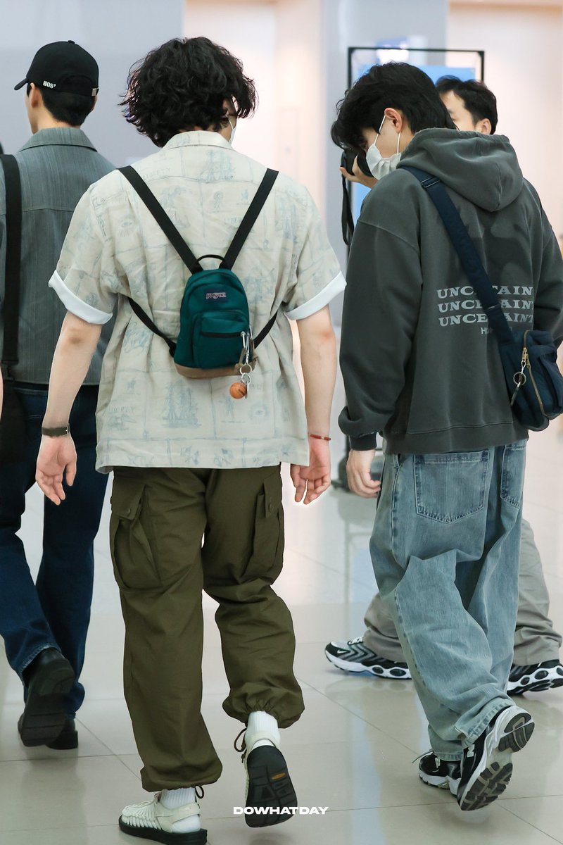 samjjei's tweet photo. The bag grew 🎒 https://t.co/DZAI4qwrSt