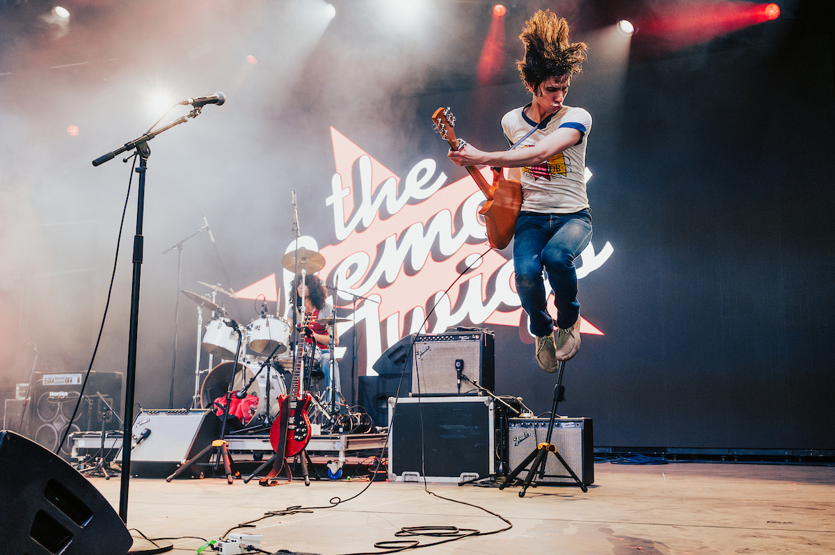 happy as long as we're together 🤝 <a href="/thelemontwigs/">The Lemon Twigs</a> 

📸 Nathan Zucker