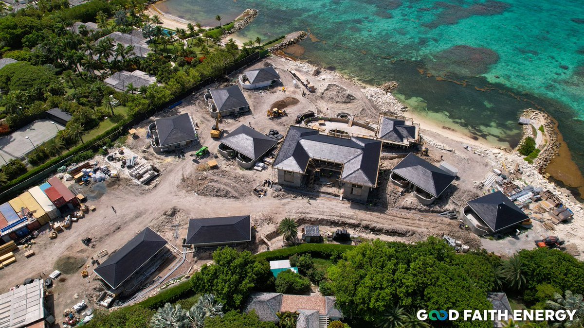ElectricNews3's tweet photo. One of the largest Tesla Solar Tile Roof installations in the world has been completed in the Caribbean. 233 kW powered by 9 inverters. @Tesla #Tesla $TSLA #TeslaSolar https://t.co/0ne0oL5CwV