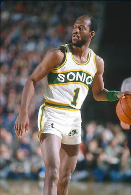 MLaBuhn's tweet photo. @Super70sSports https://t.co/hql82p7GC1