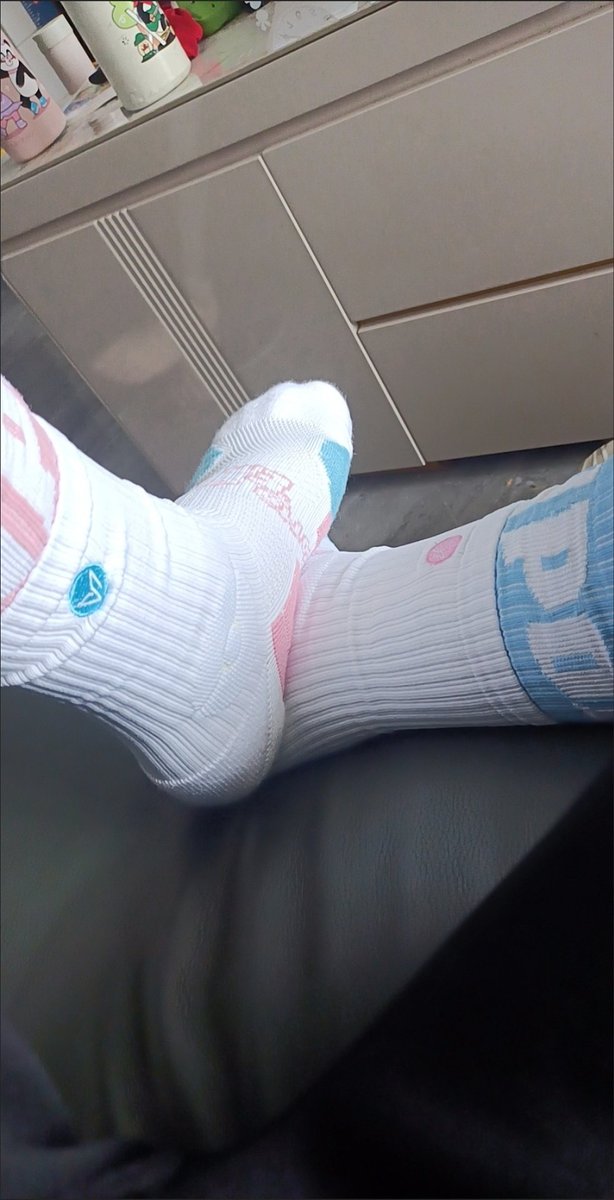 lantang081's tweet photo. 想要尝试一下白袜足交嘛？😋 https://t.co/m0bMUi068T