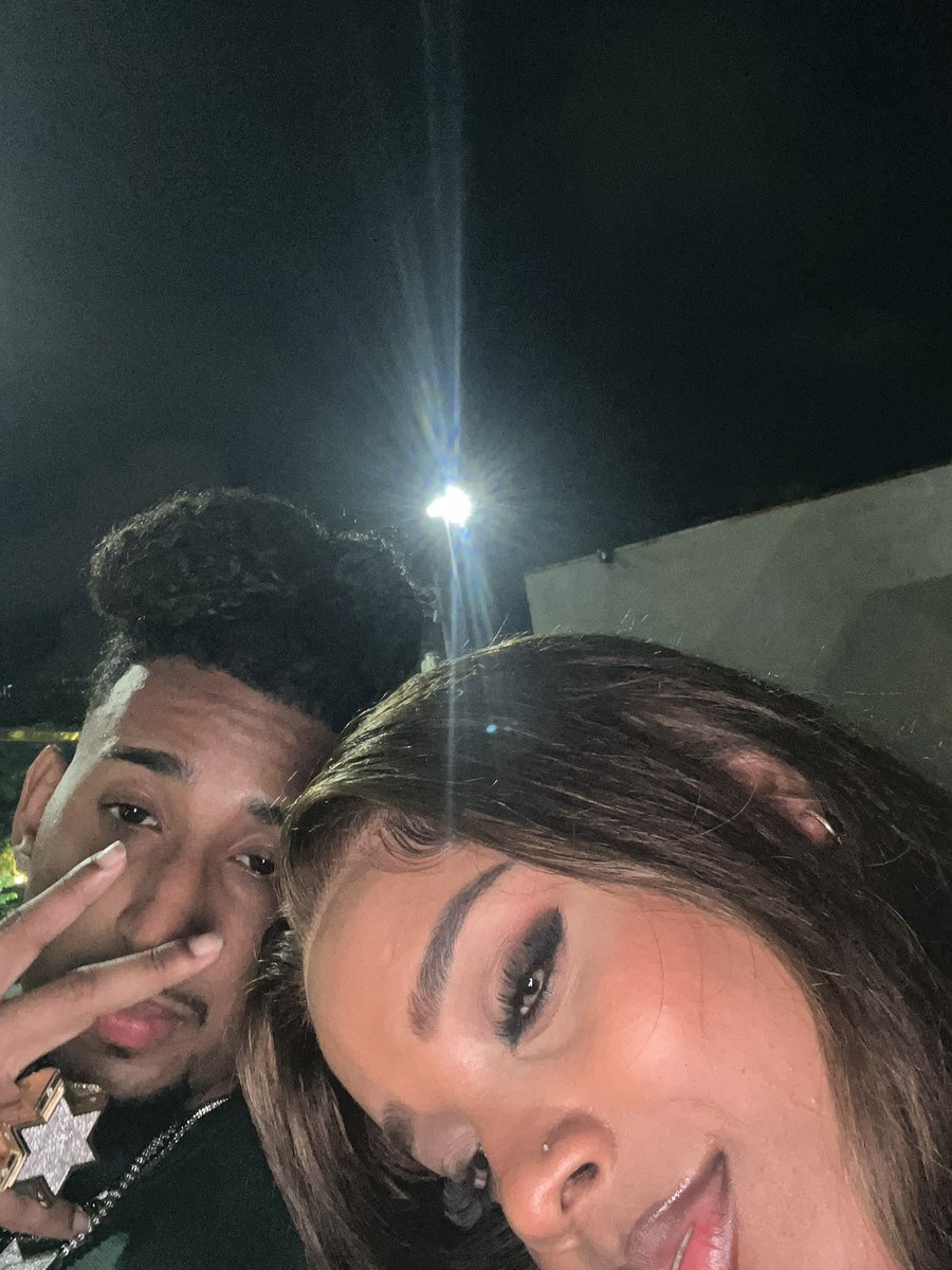 🦁🖤