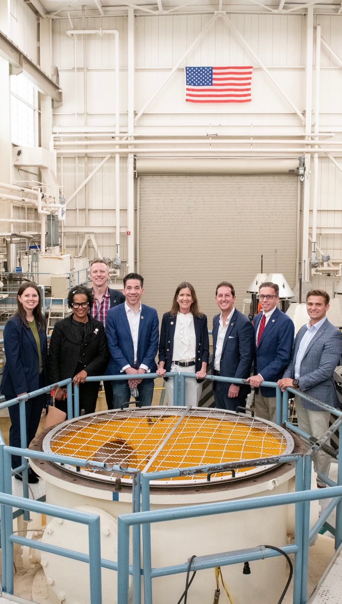 RepMikeDovilla's tweet image. I enjoyed the opportunity today to join several colleagues on the House Veterans and Military Development Committee for a tour of @NASAglenn. The work performed by the center's 3,000+ civilian and contractor employees contributes more than $2 billion annually to Ohio's economy.
