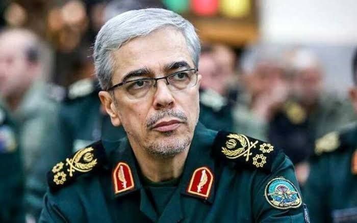 Investingcom's tweet photo. *ISRAELI SECURITY SOURCES SAY LIKELIHOOD INCREASING THAT THE IRANIAN GENERAL STAFF, INCLUDING CHIEF OF STAFF AND SENIOR NUCLEAR SCIENTISTS, WERE KILLED IN ISRAEL'S OPENING STRIKE: N12 NEWS

🇮🇱🇮🇷 https://t.co/EVwlBjKj7U