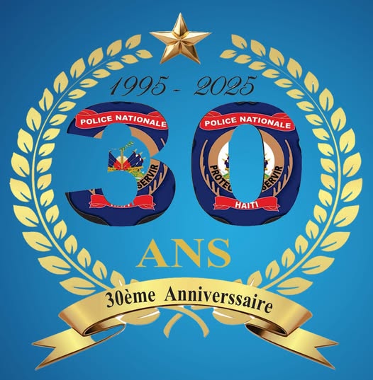 FJPH111's tweet photo. @FJPH111  rend hommage à ttes les femmes et ts les hommes qui servent sous l’uniforme de la @pnh en ce 12 juin, jour de son anniverssaire.Ns souhaitons plus de justice, pls d’éthique et plus de sécurité pour chaque citoyen.Pour une police populaire, professionnelle #FJPH #pnh https://t.co/3Bwgv4ogVg