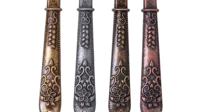 TheSheShed66393's tweet image. Rip in Retro Style with our Vintage Sewing Seam Ripper! Available in stunning Antique Silver, Bronze, Gold, and Red Bronze!

thesheshedshop.com/product/vintag…

#VintageSewing #SeamRipper #SewingTools #AntiqueStyle #CraftSupplies #SewingAccessories #DIYNotions #RetroVibes #SheShedStyle