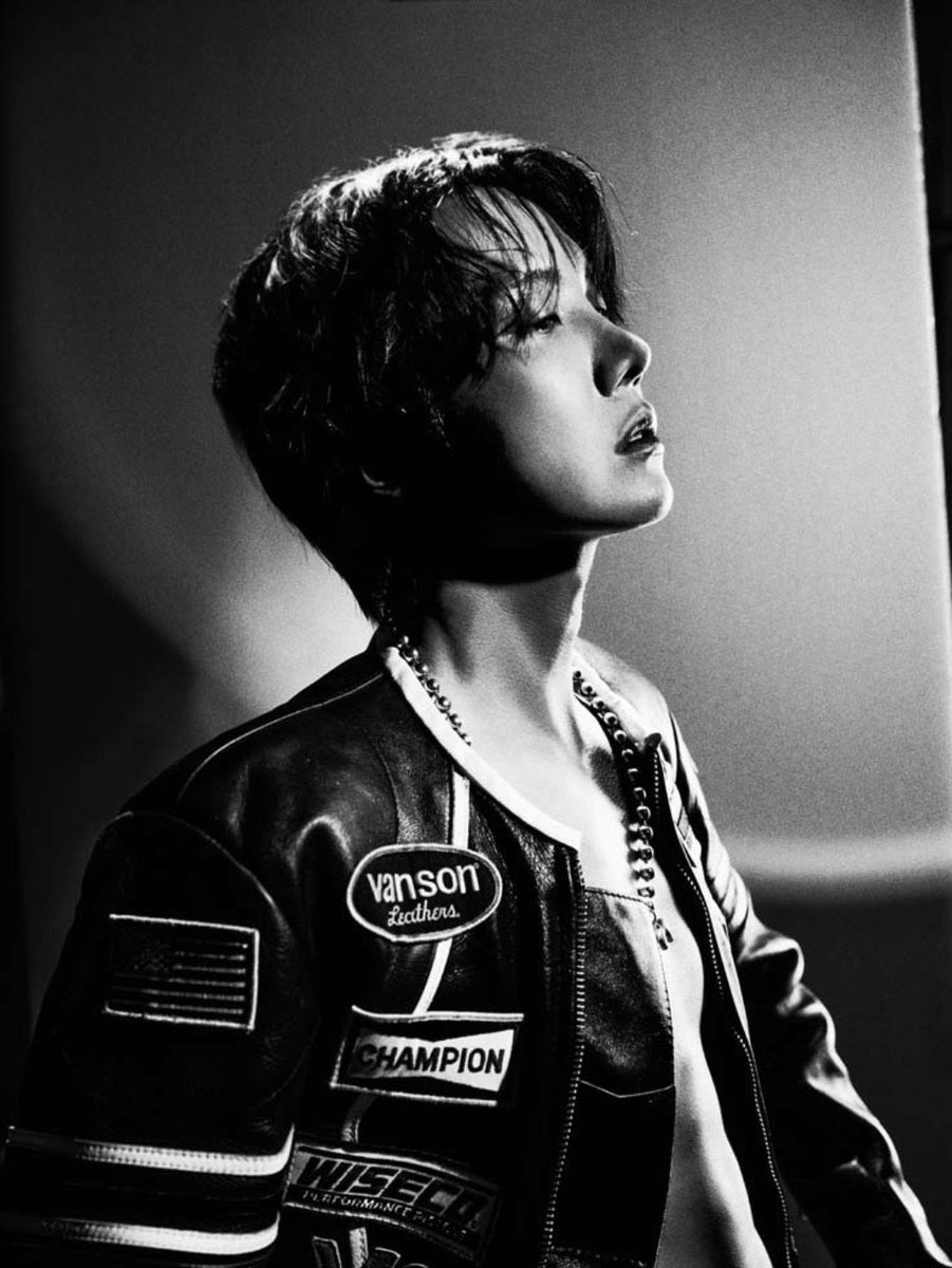 btspicstwt_'s tweet photo. [📸 PHOTOS] 

Exclusive Photos of #Jhope "Killin'It Girl" on MelOn..

#jhope_KllinItGirl https://t.co/fAtOzzgyzO