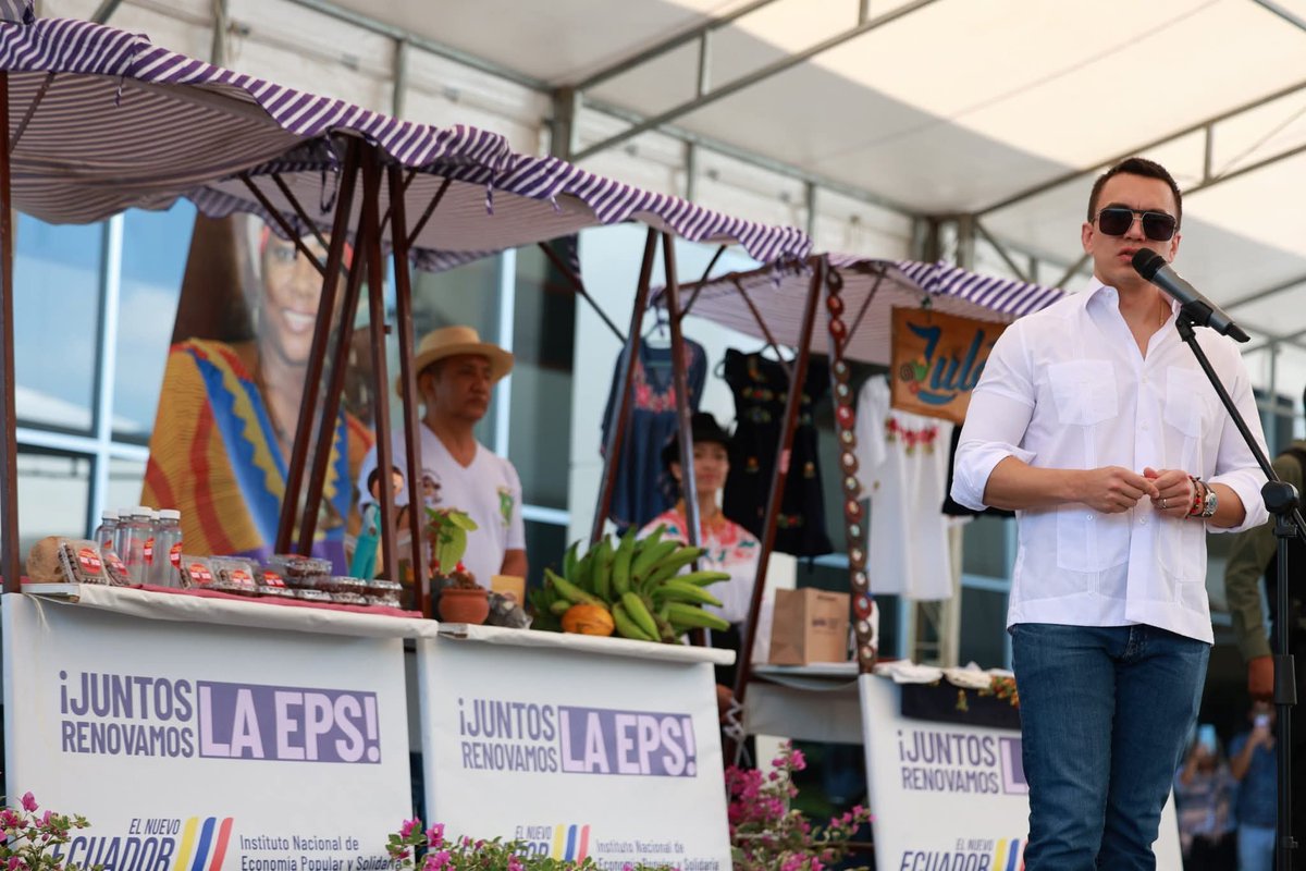 PRENSAVirtual_'s tweet image. #Ecuador|| 40 millones para fortalecer a las organizaciones indígenas, afroecuatorianas y montuvias en todo el país. 

El presidente Daniel Noboa  Azin lideró la entrega de USD 800 mil no reembolsables como parte del proyecto #Profecpiam. 

Estos recursos permitirán promover el…