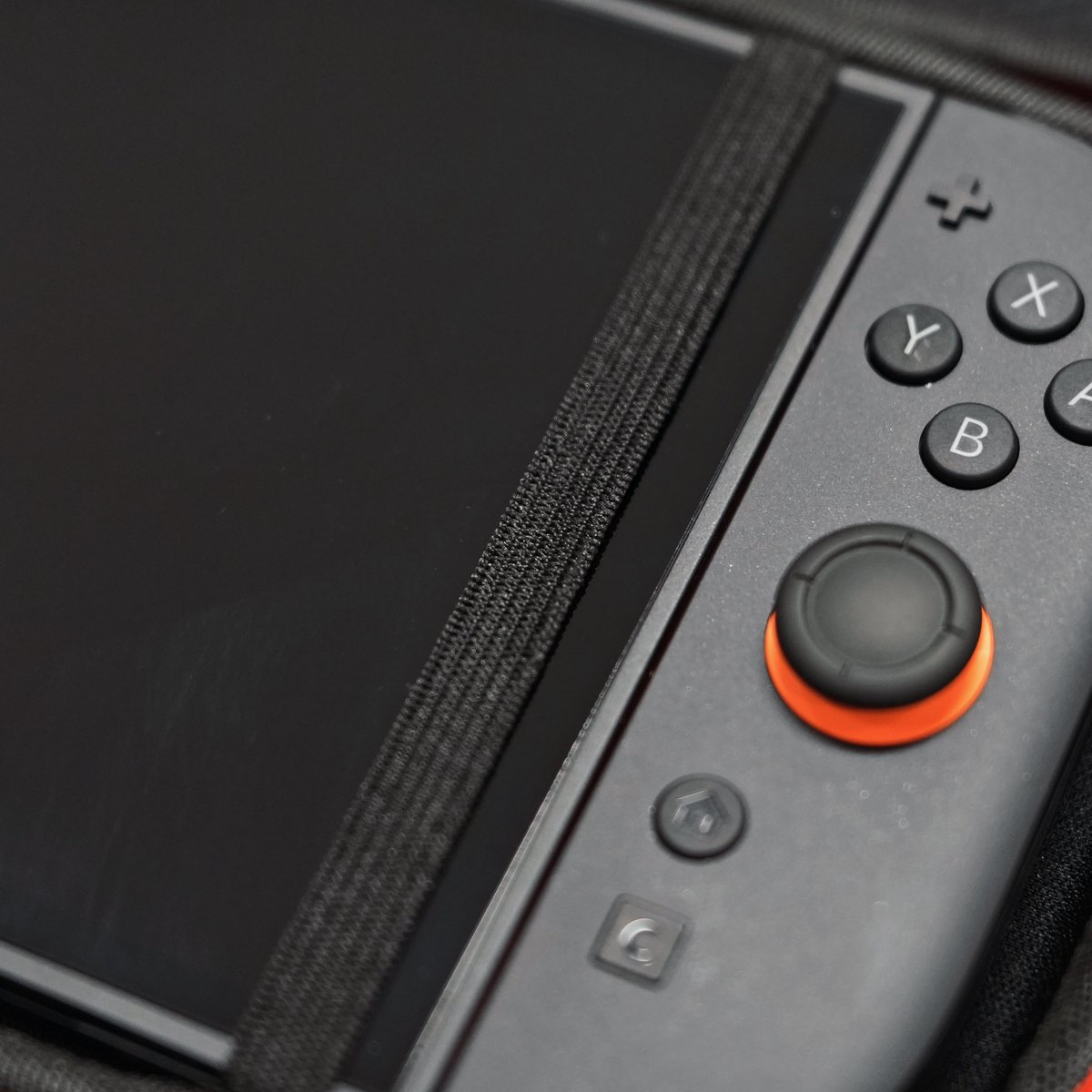 Funlab_switch's tweet image. 🕹️What to use to protect our Switch 2?
👜Of course FUNLAB Funcase Switch 2 Carrying Case!This case is water-resistant, dustproof, and shockproof.
✨It can protect your Switch 2 very well, and you don’t have to worry about your Switch 2 being damaged anymore!
👍Shop now:…