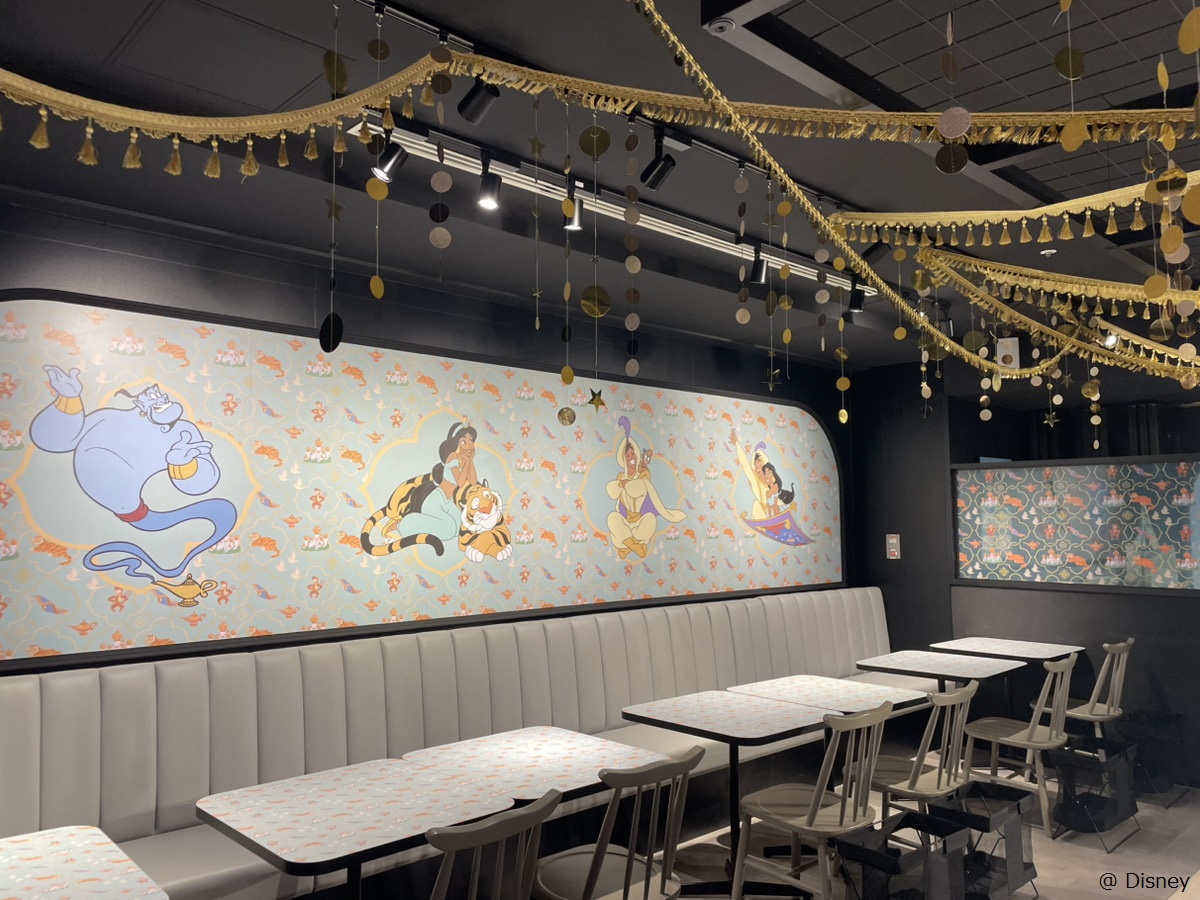 ohmycafe_info's tweet photo. ☪️「アラジン」OH MY CAFE 🌕🕌✨

【🌙 本日OPEN ⭐️】
6/13(金)、「アラジン」OH MY CAFE がオープンいたしました！
東京：OH MY CAFE（表参道）
大阪：Collabo_Index SHINSAIBASHI
愛知：BOX cafe&amp;space 名古屋ラシック1号店

ご来店お待ちしてます✨

https://t.co/1jIztZoiGx
#OHMYCAFE #アラジン https://t.co/kp2T6XkTFb