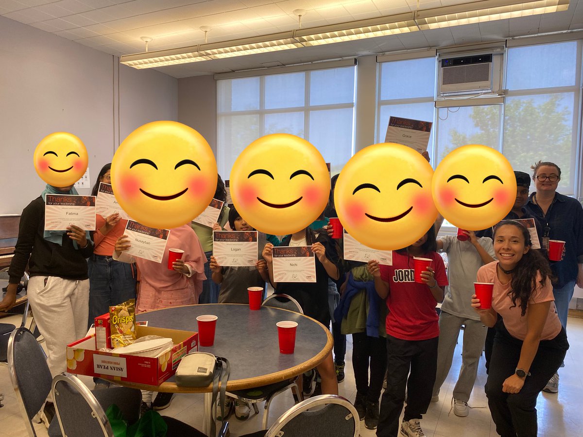 Elaine Y tweet media