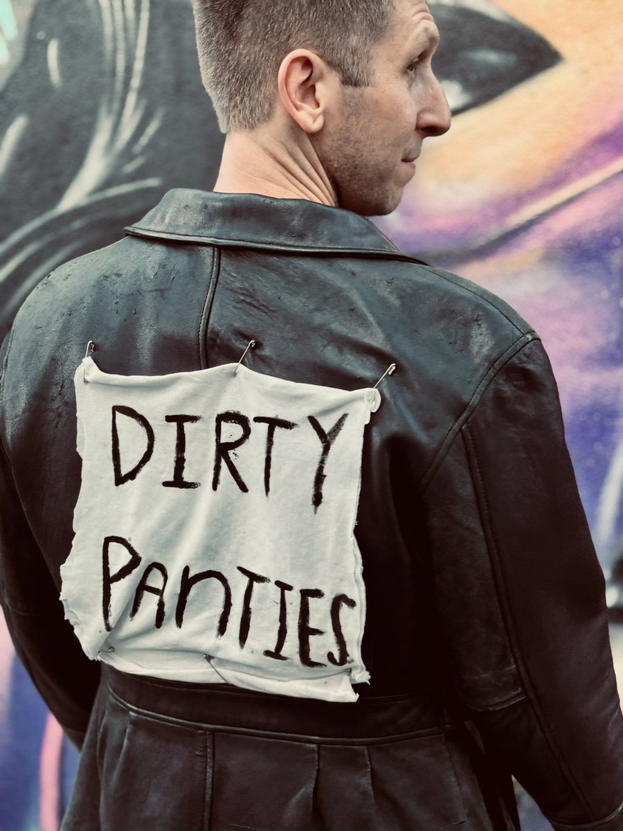 told <a href="/omarking0924/">AHS IN THE BLACK LODGE (MR. OMAR KING)</a> that I didn’t have anything “50s” for the themed reading tonight. he told me to wear this —&gt;