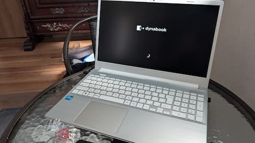 pcsfield's tweet photo. 家電量販店購入のdynabook C5のセットアップと、データ移行依頼。

データ移行元のPCは故障。HDDを取り外して直接アクセス。HDD壊れてなくてよかった・・・。必要なデータを全て移行することができました。

#広島市 #セットアップ #サポート https://t.co/wvzzJ2l3Hb