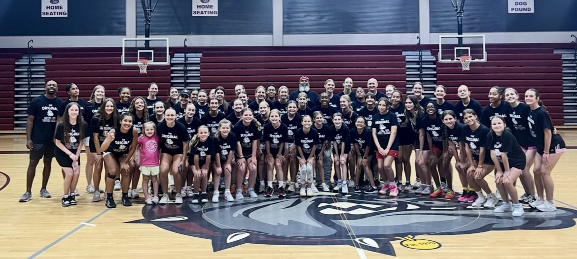 EMHSGirlsBB's tweet image. You can learn a lot about a team in two weeks & this group passed every test.
From early mornings running Little Kids Camp to late nights battling in summer league - they showed what they’re really made of. Proud of their character. Proud of their effort. Proud of this team!💪