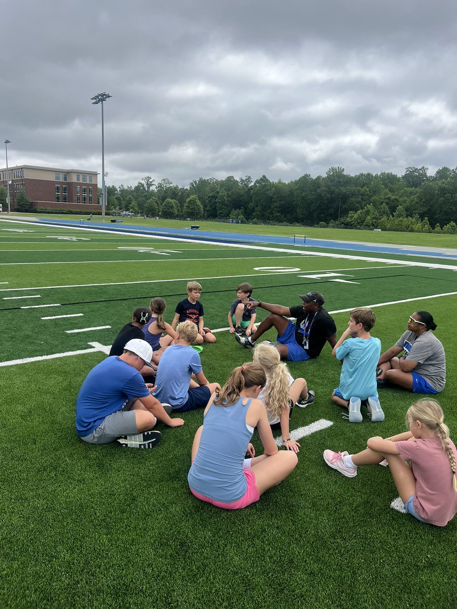 Youth Track Camp was a success!
The kids had a blast and learned so much. Huge thanks to our amazing student-athlete helpers. 
#ClawsUp