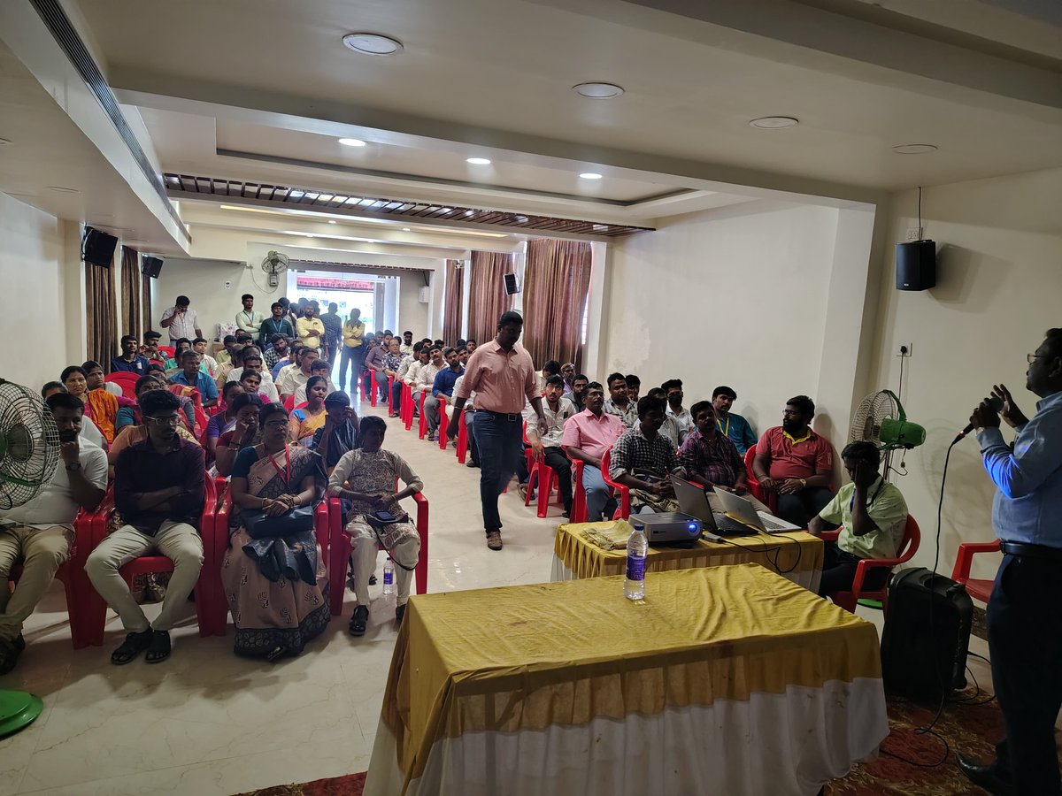 ma_madurai's tweet photo. MADURAI DISTRICT

2024-2025 CSC

TOP PERFORMER /Muthuraj/

RURAL AREA PUBLIC SERVICE
@csc_south @sctntl9 @cscmaduraii @CSCegov_ https://t.co/nm9SXAsLYT