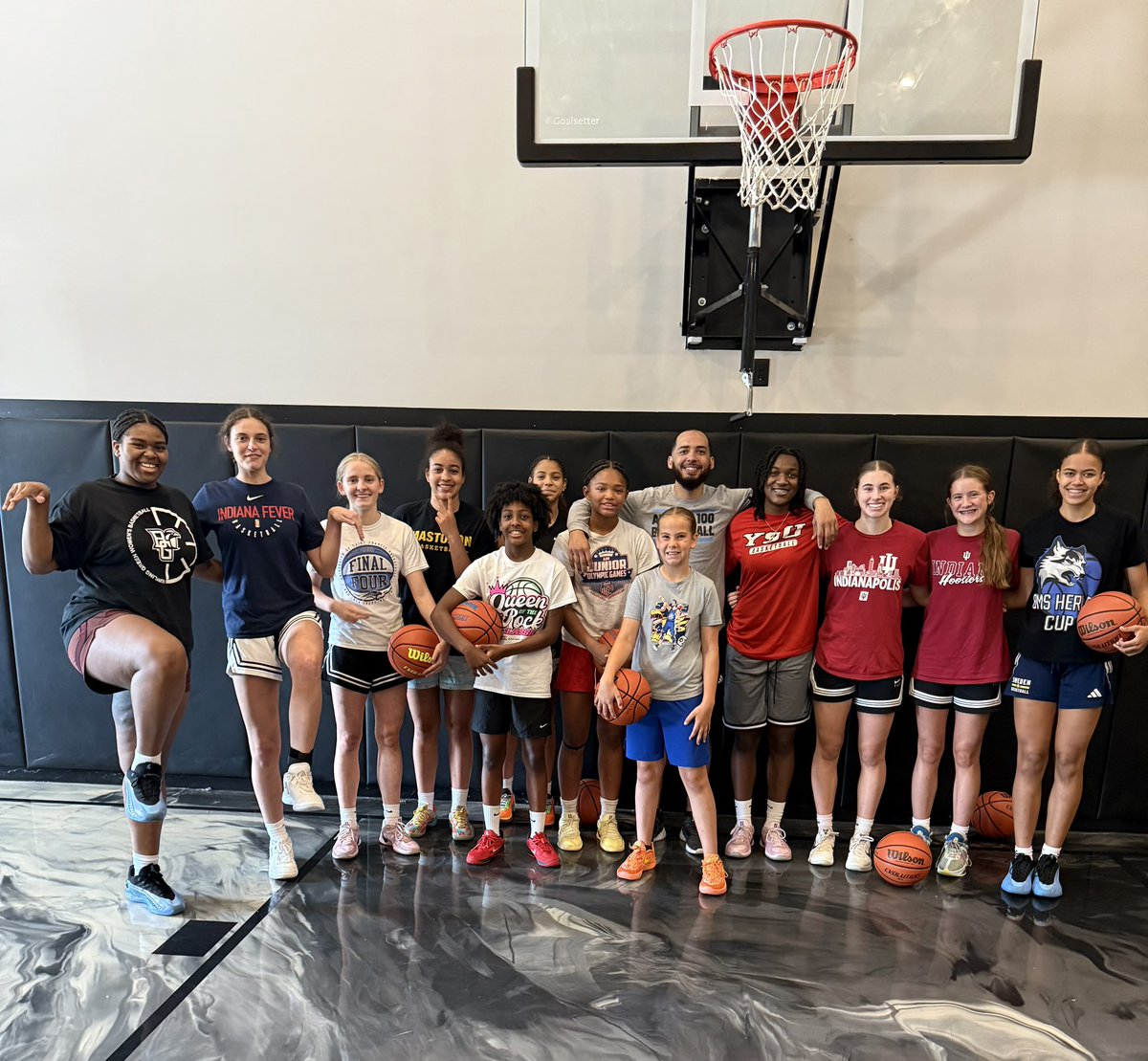 Always 100 Basketball (@always100_tmh) on Twitter photo Another solid week in the lab! Great work from everyone this week, next week will be even better! Process don’t stop, we’re working and elevating! 🙌🏽✅🔥 Clocked in, locked in! #SummerGrind <a href="/vjhAlways100/">Always 100</a> Another solid week in the lab! Great work from everyone this week, next week will be even better! Process don’t stop, we’re working and elevating! 🙌🏽✅🔥 Clocked in, locked in! #SummerGrind <a href="/vjhAlways100/">Always 100</a>