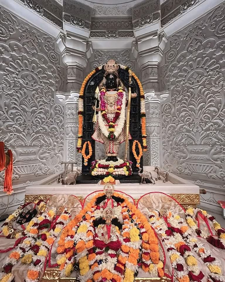 जय श्री राम ।
.
🙏🙏🙏🙏🙏