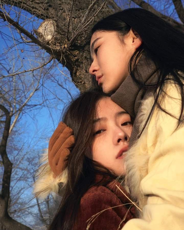 loraprexecuda's tweet photo. Eu adoro você e adoro tudo que nos envolva, você é a melhor coisa da minha vida. Minha parceira, mulher, melhor amiga, meu tudo e eu te amo como você me entende e acima de tudo minha parceira de apostas. Eu deixo você ganhar na próxima partida por sinal. 💛 https://t.co/4de0uxvKst
