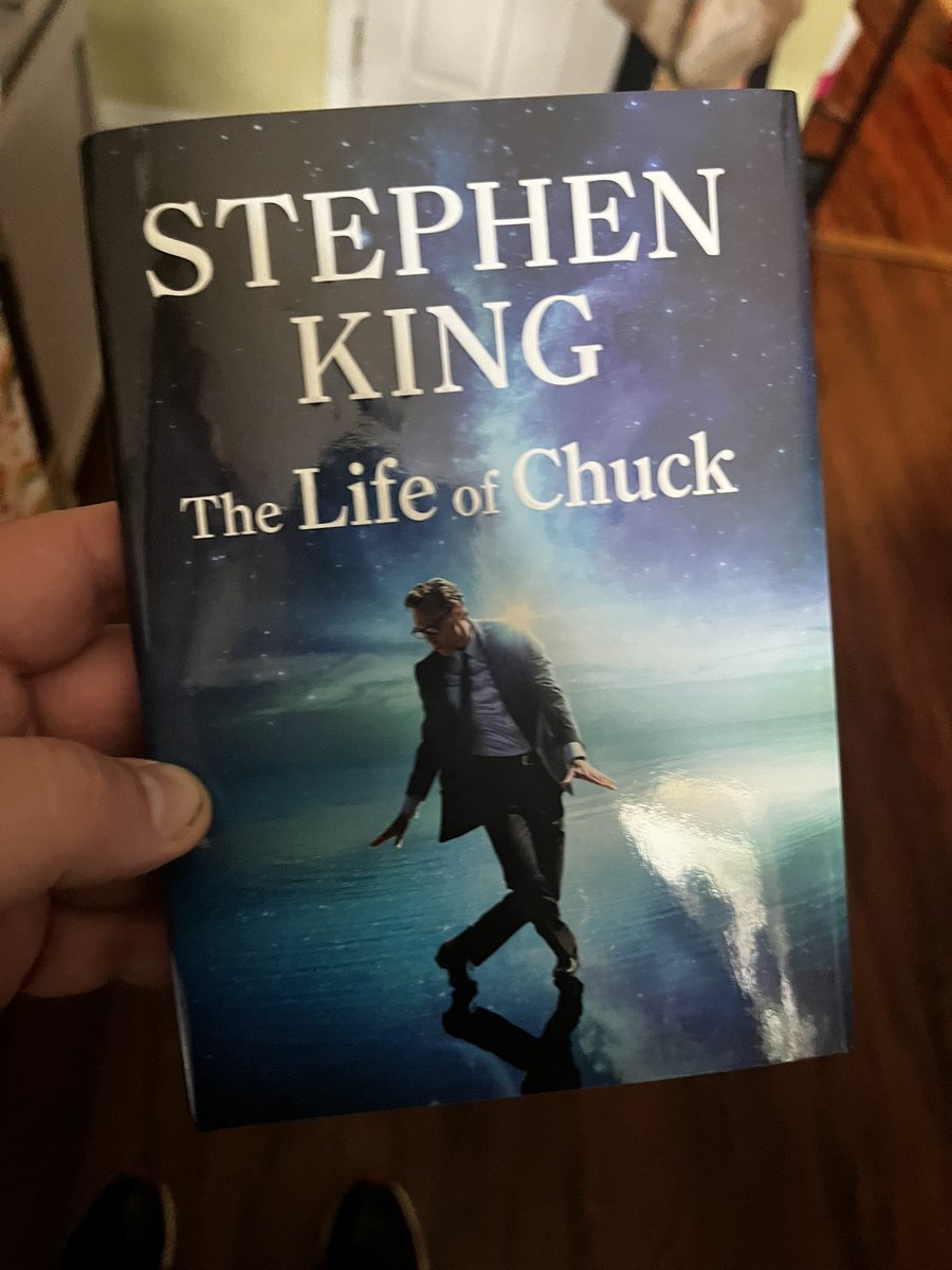 DarkTowerRadio's tweet image. I love adaptation promotion releases of @StephenKing stories. Think I may give it another read before I see the movie tomorrow. #LifeofChuck @flanaganfilm