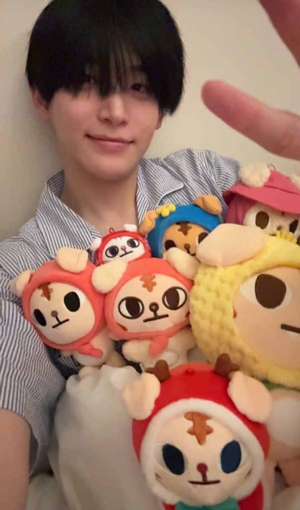 Dibeli dibeli boneka nya lumayan ladang cuan saya