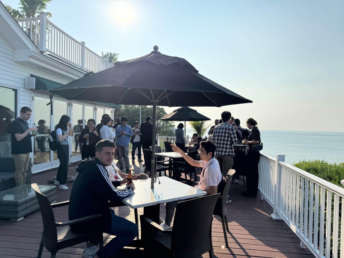 ACMSigmetrics's tweet image. ACM SIGMETRICS 2025: moments of Day 3 - part1