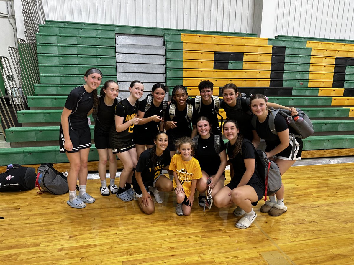 Assistant Coach Ashley helped lead us to 2 wins today!!