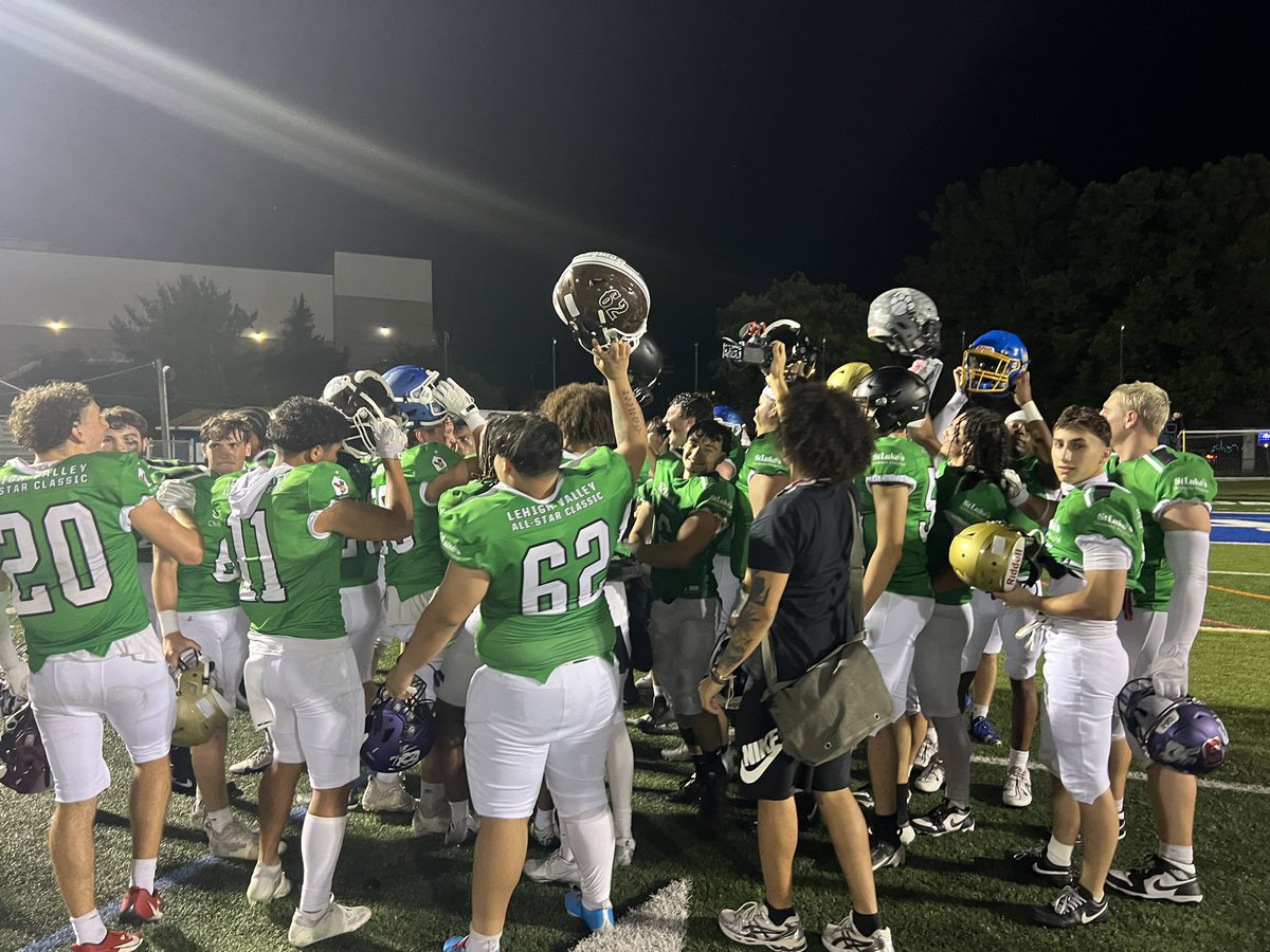 D11Sports (@d11sports) on Twitter photo LV ALL STAR FOOTBALL CLASSIC
Team Ronald McDonald House(White) vs
Team St. Luke's Children's Hospital(Green)
Final score. 31-21.
<a href="/Colonial_League/">Colonial League</a> <a href="/EastPennConf18/">East Penn Conference</a> <a href="/EPAFootball/">EasternPAFootball</a> <a href="/HSFBamerica/">High School Football America</a> <a href="/SLUHNSportsMed/">St. Luke's Sports Medicine</a> LV ALL STAR FOOTBALL CLASSIC
Team Ronald McDonald House(White) vs
Team St. Luke's Children's Hospital(Green)
Final score. 31-21.
<a href="/Colonial_League/">Colonial League</a> <a href="/EastPennConf18/">East Penn Conference</a> <a href="/EPAFootball/">EasternPAFootball</a> <a href="/HSFBamerica/">High School Football America</a> <a href="/SLUHNSportsMed/">St. Luke's Sports Medicine</a>