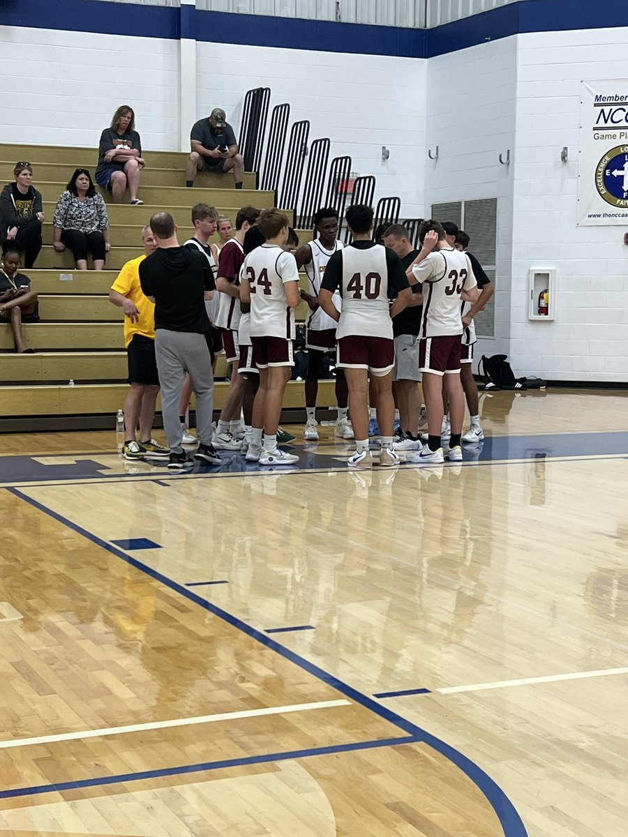 Team Camp day 3 recap…
It was great to see former Bethel Coaches, Mike Lightfoot, Todd Gongwer, Alex Daniel, and former players Mark Galloway, Mike McBride, John Payne, Landon Booker and Kyle Sears in Gates Gymnasium today!