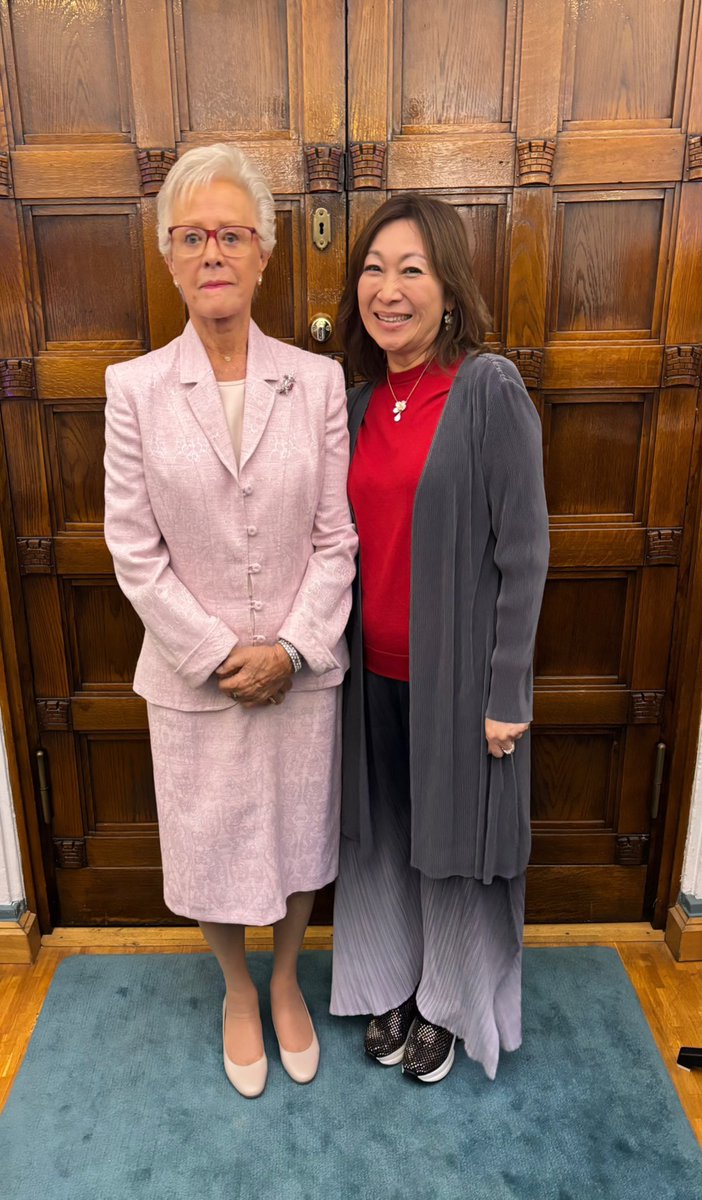 Taiwan Nurses Association (@twnatwna) on Twitter photo 2025 ICN Congress Highlights
We were honored that TWNA VP Chen and ICN 3rd VP <a href="/HuangLianHua/">Lian-Hua Huang</a> met HRH Princess Muna Al-Hussein, a longstanding advocate for global nursing development. Princess Muna is a key figure in international nursing, warmly showing strong interest in TWNA 2025 ICN Congress Highlights
We were honored that TWNA VP Chen and ICN 3rd VP <a href="/HuangLianHua/">Lian-Hua Huang</a> met HRH Princess Muna Al-Hussein, a longstanding advocate for global nursing development. Princess Muna is a key figure in international nursing, warmly showing strong interest in TWNA