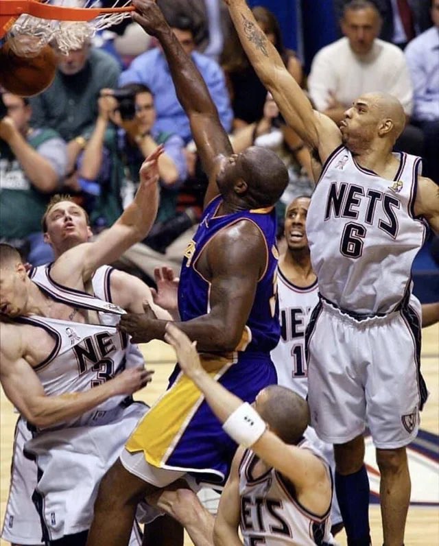 PasionBasketNBA's tweet photo. Esta foto de Shaquille O’Neal cumple hoy 23 años https://t.co/RYOwh32kCL
