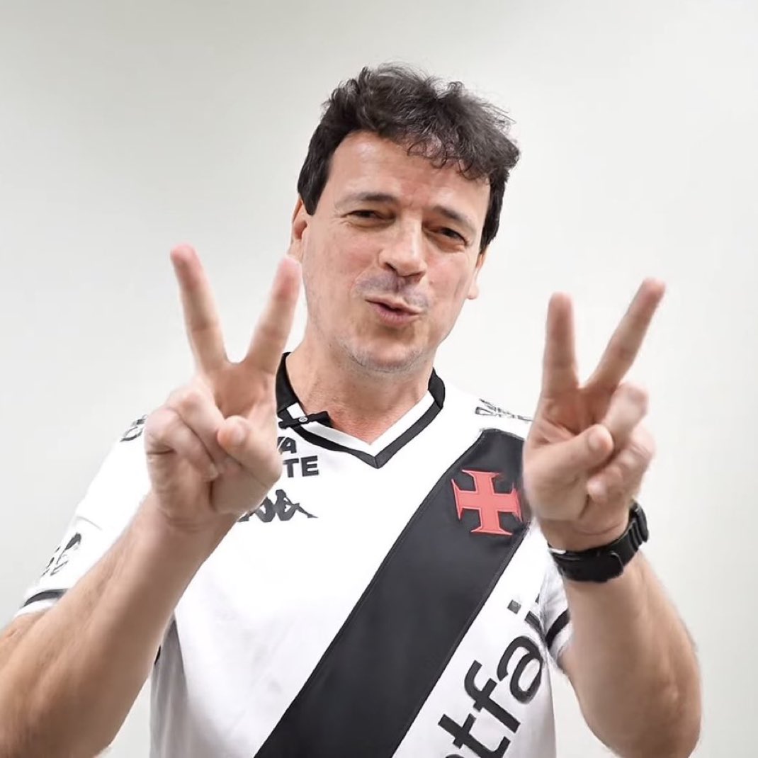E tem gente que não gosta do Fernando Diniz.

O MELHOR TREINADOR BRASILEIRO DA ATUALIDADE.