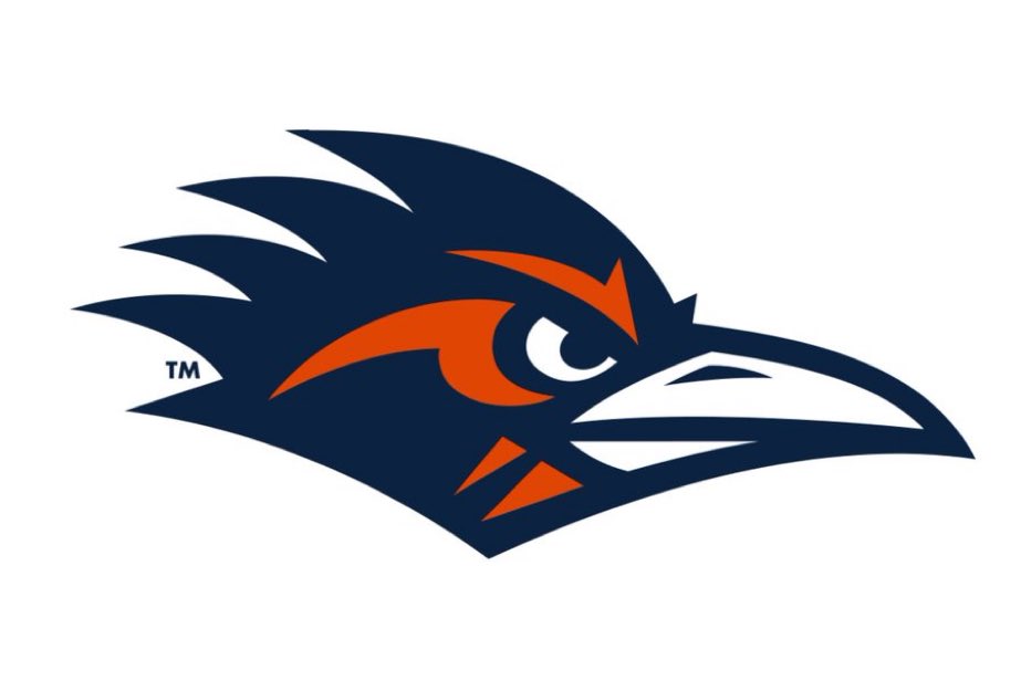 DaOfficial_Jay1's tweet image. Great competing and working with coaches at @UTSAFTBL camp today! Hope to be able to keep working with them! #BirdsUp 🤙🏾 @CoachJP3 @CoachBurkeJ @CoachTraylor @JButler_210 @BDammone @CoachCBolden @CoachPPadilla @HolmesHuskyFB @210Preps #monstertech