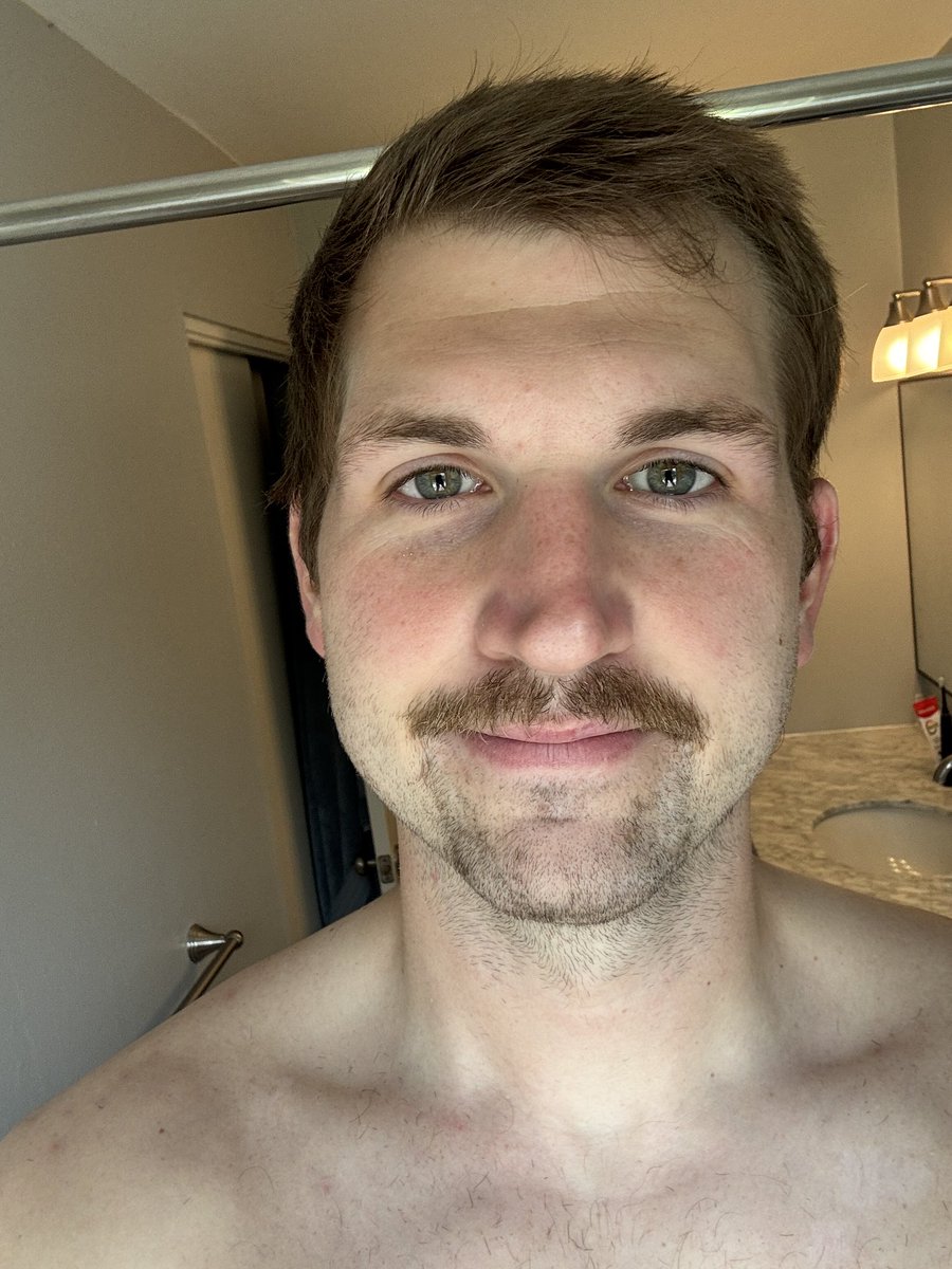 Porn stache is here👨🏻
