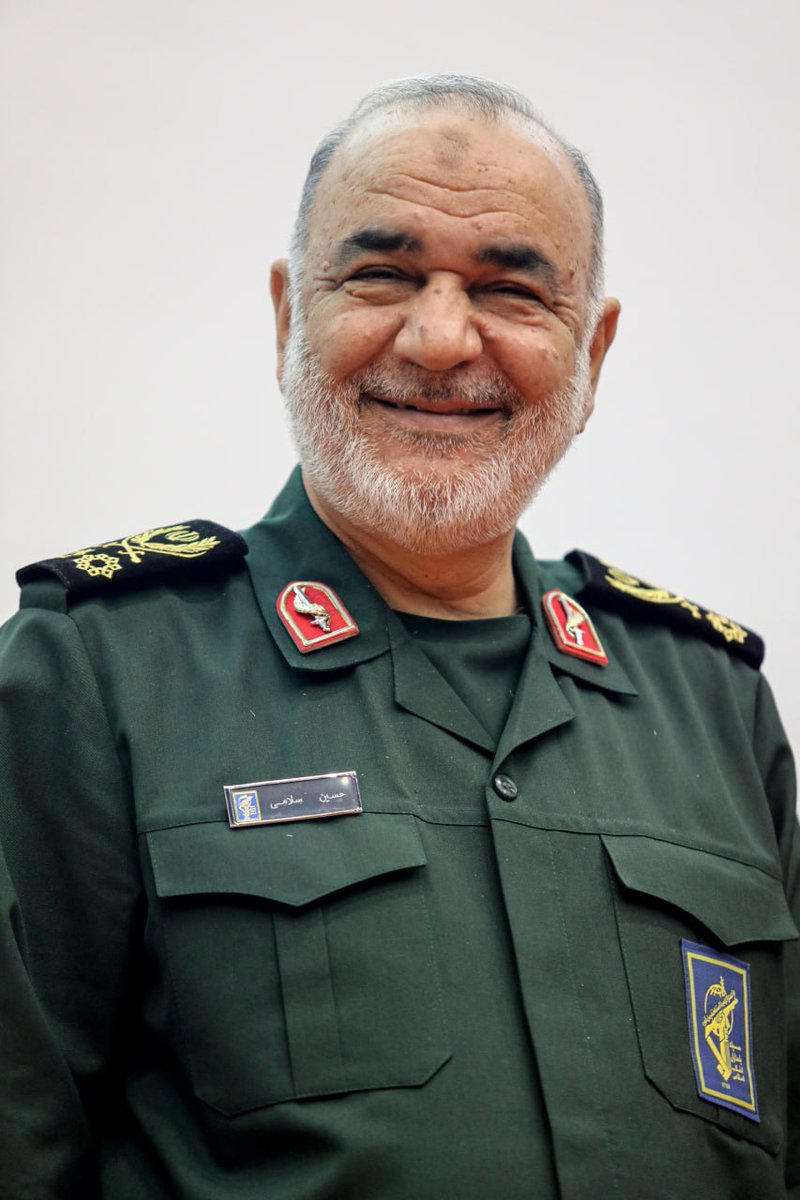 omidmollaye_'s tweet photo. رقص و جولان بر سر میدان کنند
 رقص اندر خون خود مردان کنند https://t.co/vRI6MtZSWG
