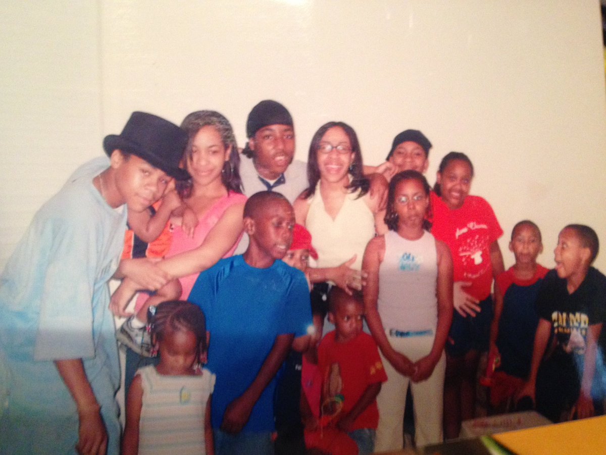 BestOfMarshall's tweet photo. It still happens… my family (#TeamBennett) has been gathering annually since 1973 https://t.co/XyF09oRNdg