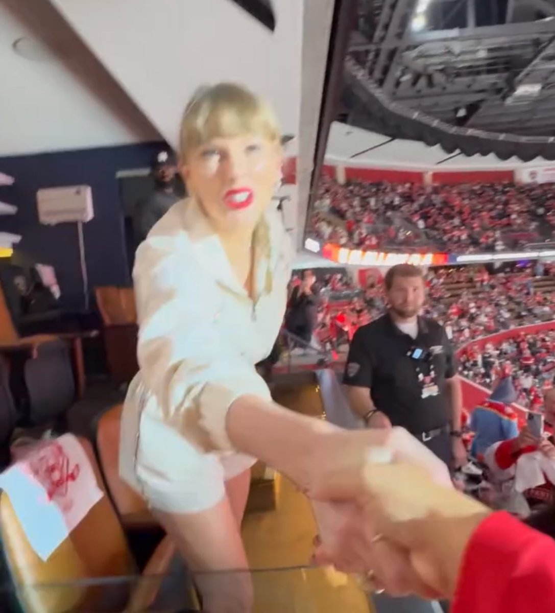 pov: you’ve just entered heaven