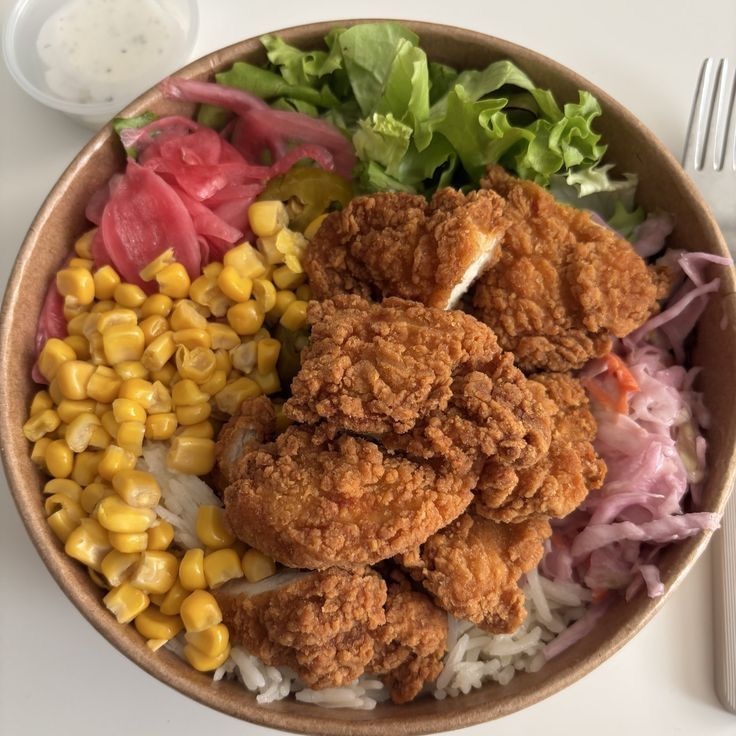 lacedorchids's tweet photo. ㅤ
GO-NINA 🛵💨
To: @holydrewf 

Notes: 
Happy lunchie sayang! Hari ini bekelnya effort banget nih, pakai fried chicken dan lots of veggies biar tetap 💪🏻💪🏻. Kalau kurang, bilang yaaah nanti aku kirimin lagi

I love you dan semangat kerjanyaa! 
ㅤ https://t.co/szmCGub5Cb