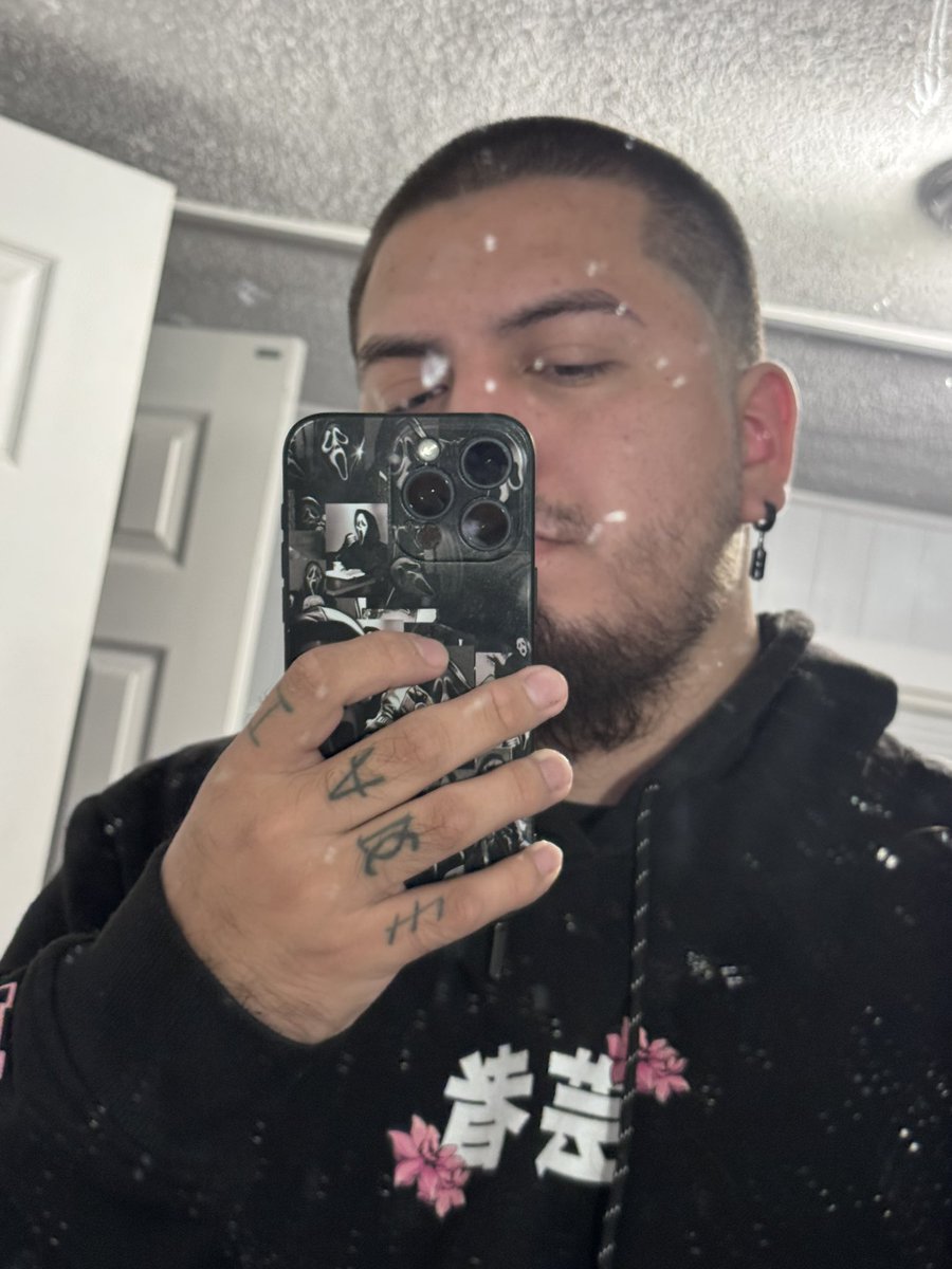 $𒉭Roronoa Jareᦔ♡$🧸 tweet media
