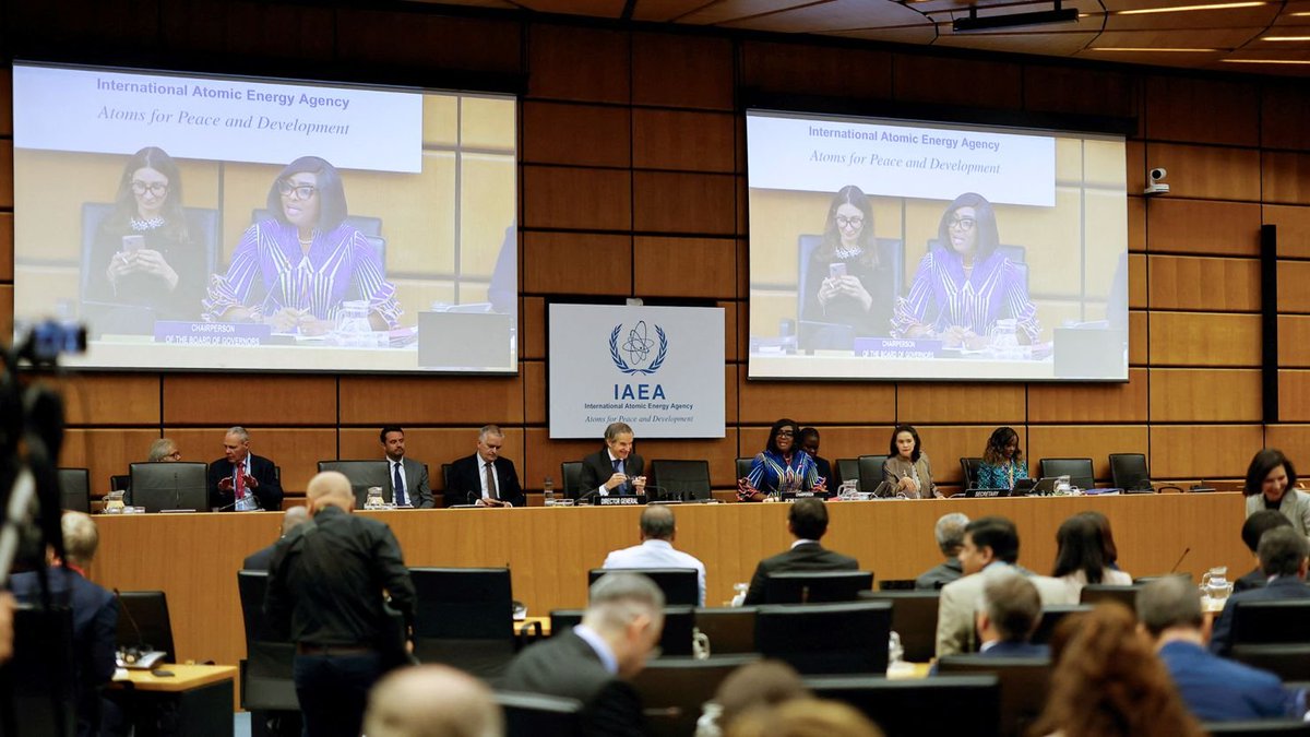 XNewsJournal's tweet photo. 🇮🇷Iran threatens nuclear escalation after the UN watchdog board finds it in breach of its obligations.

The IAEA Board of Governors passed a resolution declaring Iran noncompliant with its nuclear obligations, prompting immediate condemnation from Tehran.
In response to the resolution, Iran announced it would establish a new enrichment site and replace existing centrifuges with advanced models.
The International Atomic Energy Agency's Board of Governors has passed a resolution formally declaring Iran noncompliant with its nonproliferation obligations for the first time since 2005, a move Tehran immediately condemned.