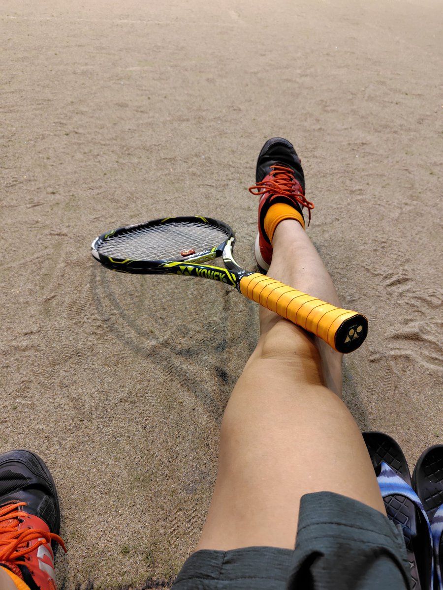 久しぶりにテニスした🎾
たぶん1年位振りかな
案外打ち方や足捌きは身体が覚えてるもんだな🙃