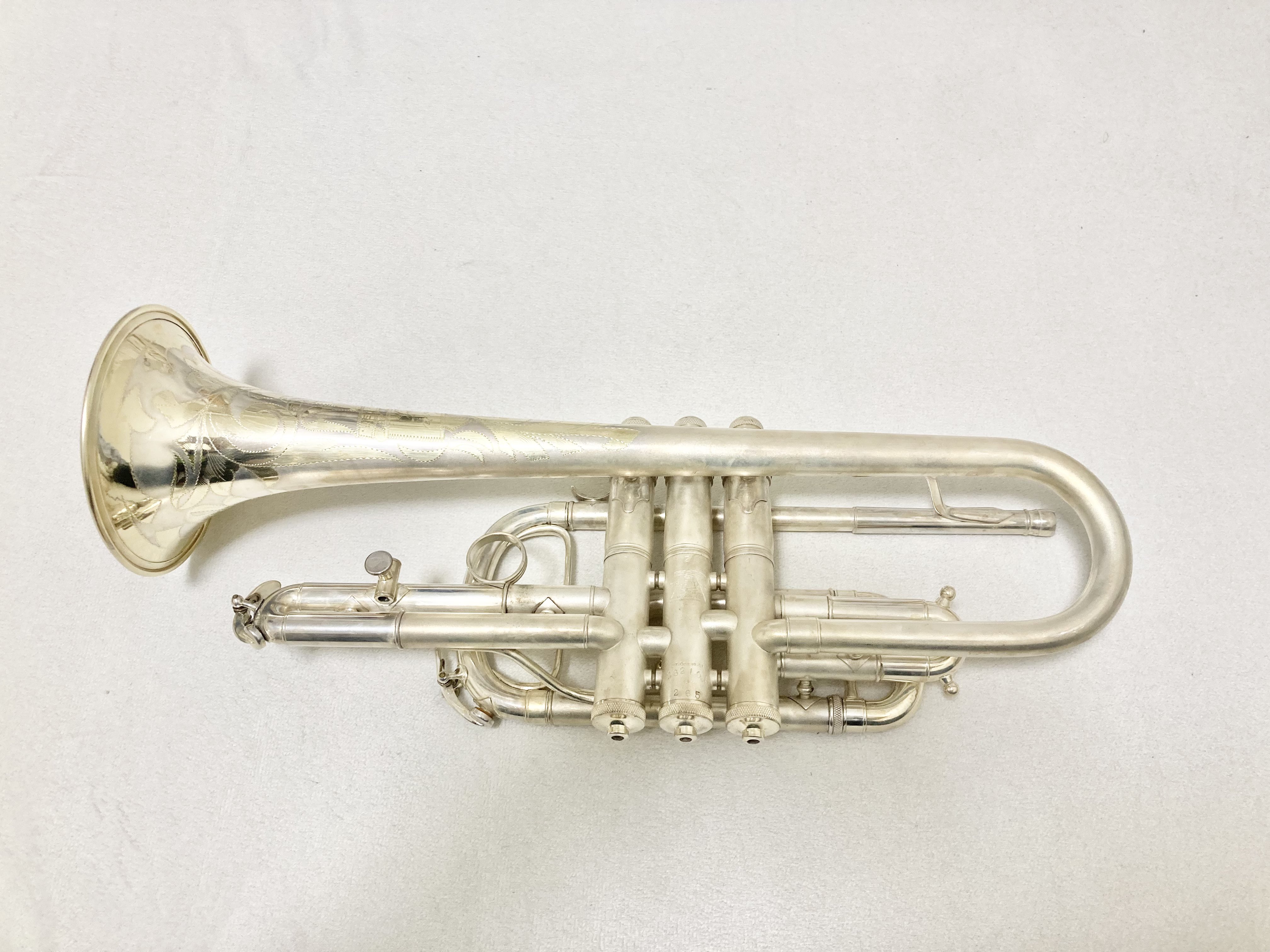 Buescher AristocratとChet｜佐々木陵史郎