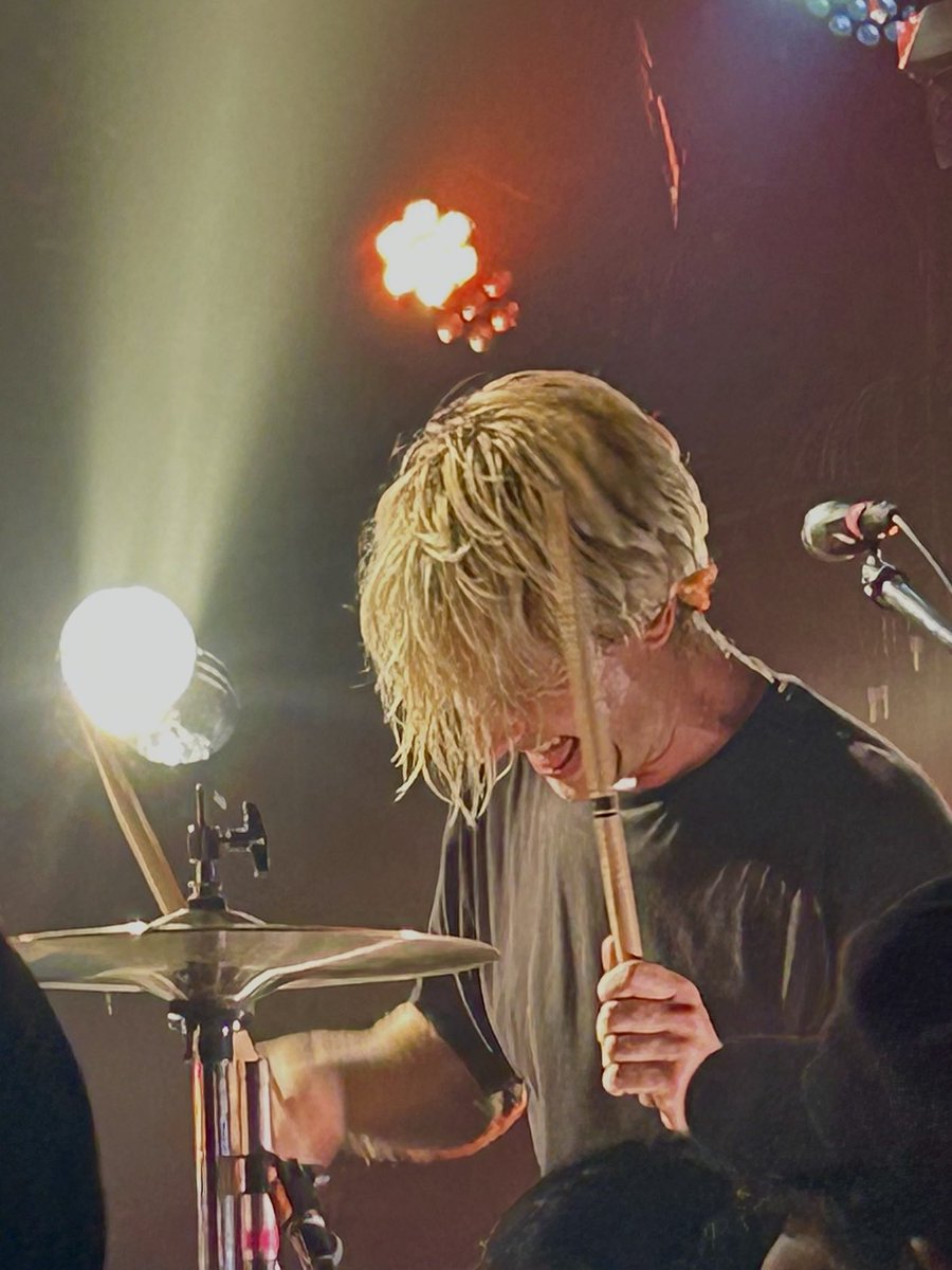 Blood Red Shoes Japan (@bloodredshoesJP) / X
