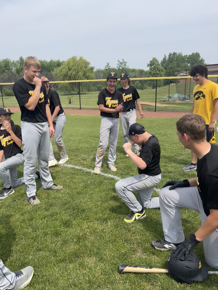 TiptonBaseball's tweet image. Congrats to our FrSo Boys on their Win this morning...Coach Gaertner&apos;s first one as our FrSo coach. Lots of big hits up and down the lineup with good pitching and defense in both games.