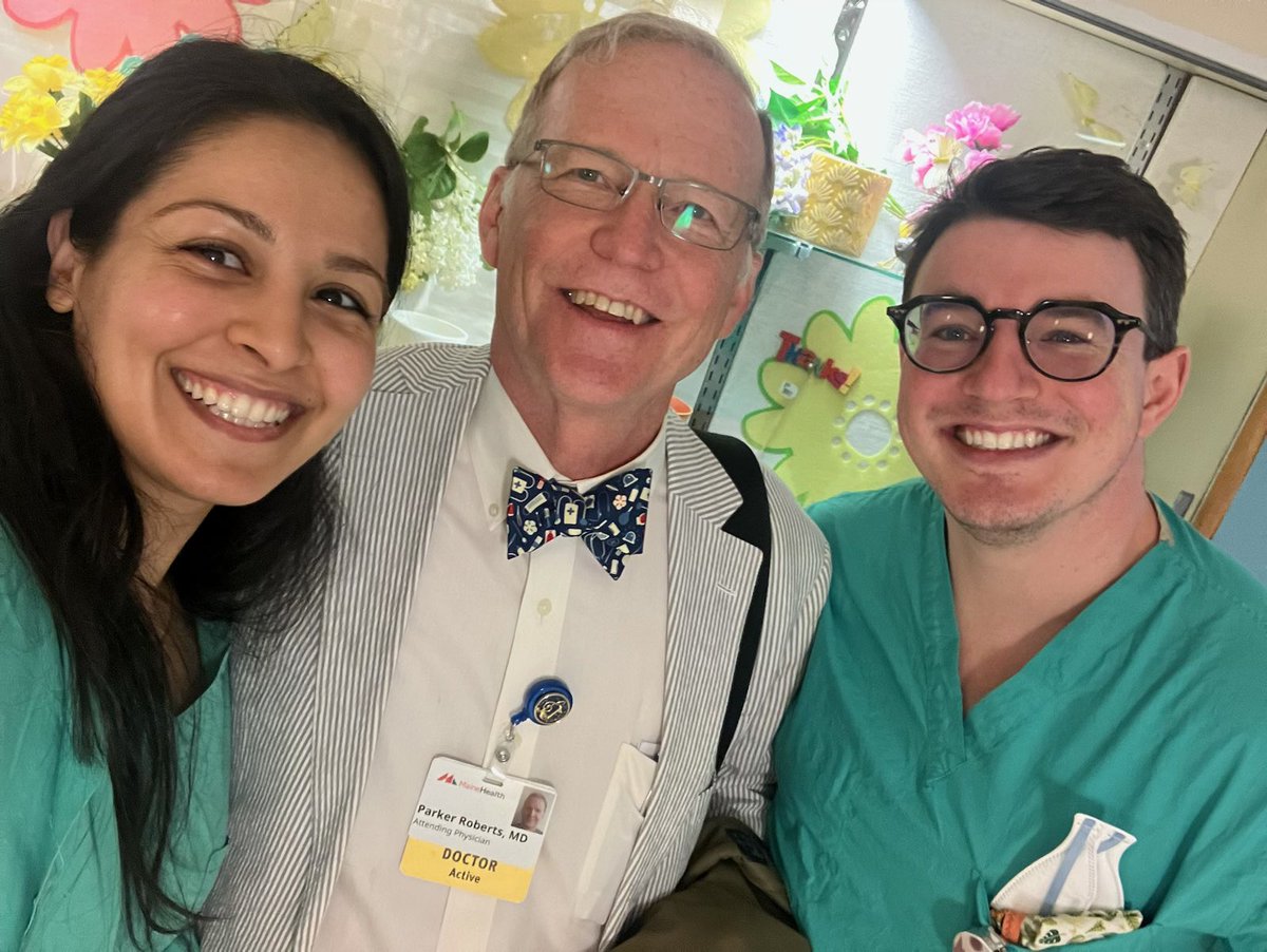 Our outgoing chiefs, Mays Zubair and Jordan Caffe, captured a memorable moment with Dr Parker. Wishing them all the best on their next chapter! 📸👏